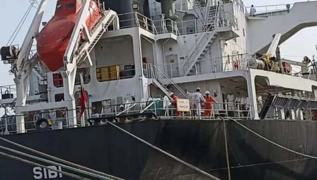 পাকিস্তান থেকে ২৬ হাজার টন চাল পৌঁছেছে চট্টগ্রাম বন্দরে