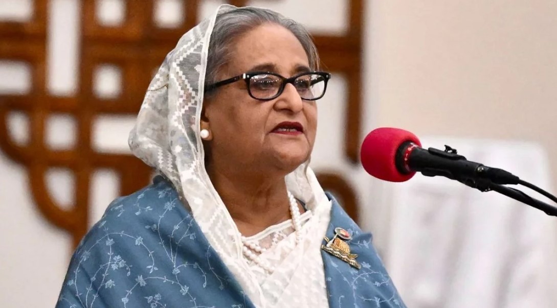 শেখ হাসিনার সঙ্গে যোগাযোগ রোধে বন্ধ হচ্ছে দুই অ্যাপ