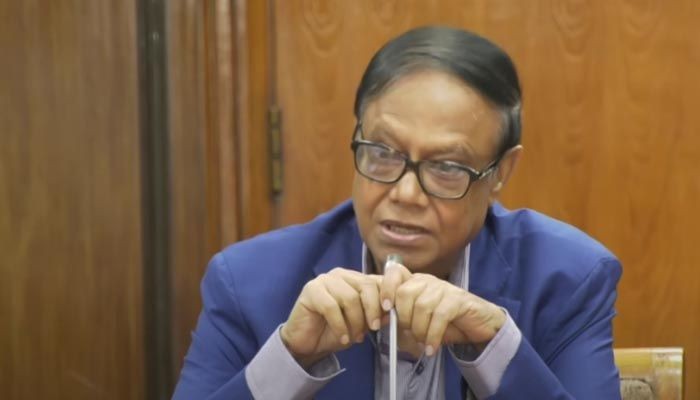 রাষ্ট্রীয় সহায়তায় ২ লাখ কোটি টাকা পাচার: আওয়ামী ঘনিষ্ঠদের বিরুদ্ধে অভিযোগ