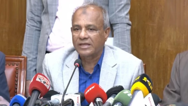 নির্বাচনের জন্য সার্বিক প্রস্তুতি চলমান: উপদেষ্টা জাহাঙ্গীর