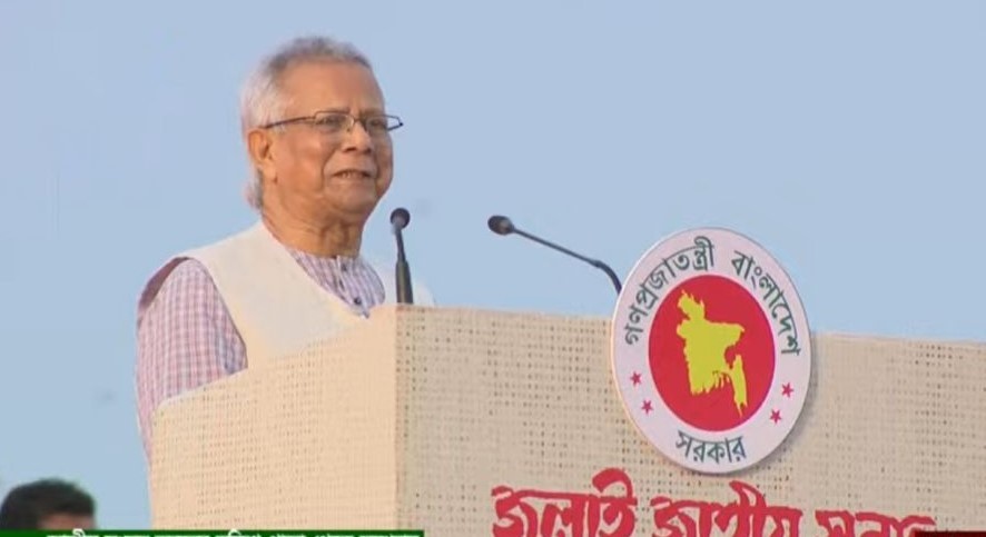 রাজনৈতিক দলগুলো ও কমিশন অসম্ভবকে সম্ভব করেছে: প্রধান উপদেষ্টা